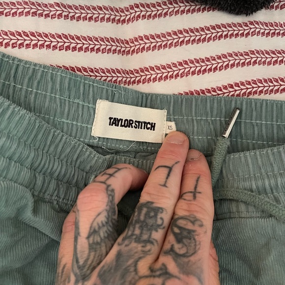 Taylor stitch shorts - Picture 3 of 3